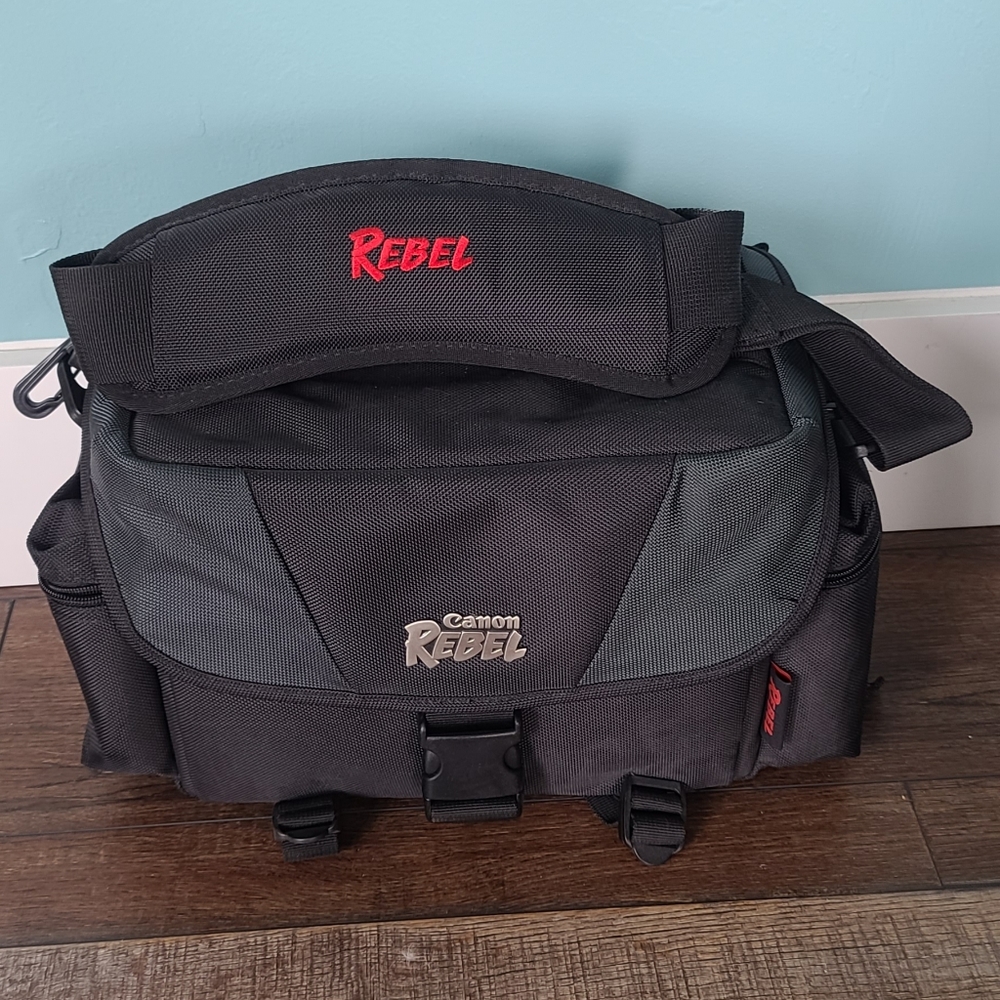 Canon Rebel Camera Case *BRAND NEW*